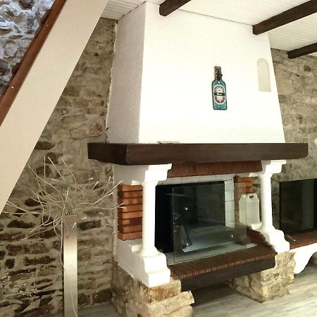 Place Aux Herbes Apartamento Nimes Exterior foto